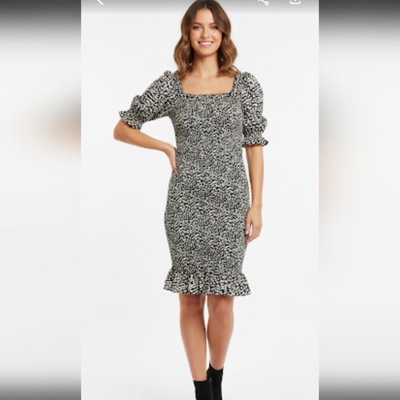 The Moon Dresses & Skirts - THE MOON Black and White Women's Bodycon W/Stretch Dress